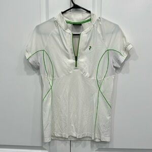 Peak Performance Top Size Medium
